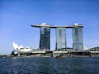 Marina Bay Sands Hotel und das ArtScience Museum in Singapur