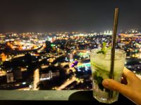 Wir haben in Malakka die Skybar entdeckt 