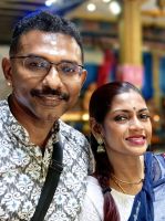 Zwei indischstämmige Gäste aus Singapur an den Batu Caves