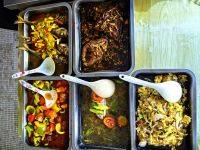 Chinesisches Frühstück, viel Knoblauch und sehr scharf - nichts für uns, Georgetown