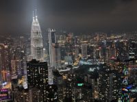  Malaysia. Kuala Lumpur. Nächtlicher Blick vom Fernsehturm