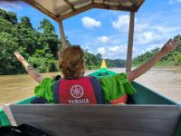 Malaysia. Taman Negara Nationalpark. Entspannte Bootsfahrt