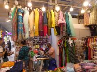 bei dem indischen Schneider in Singapur