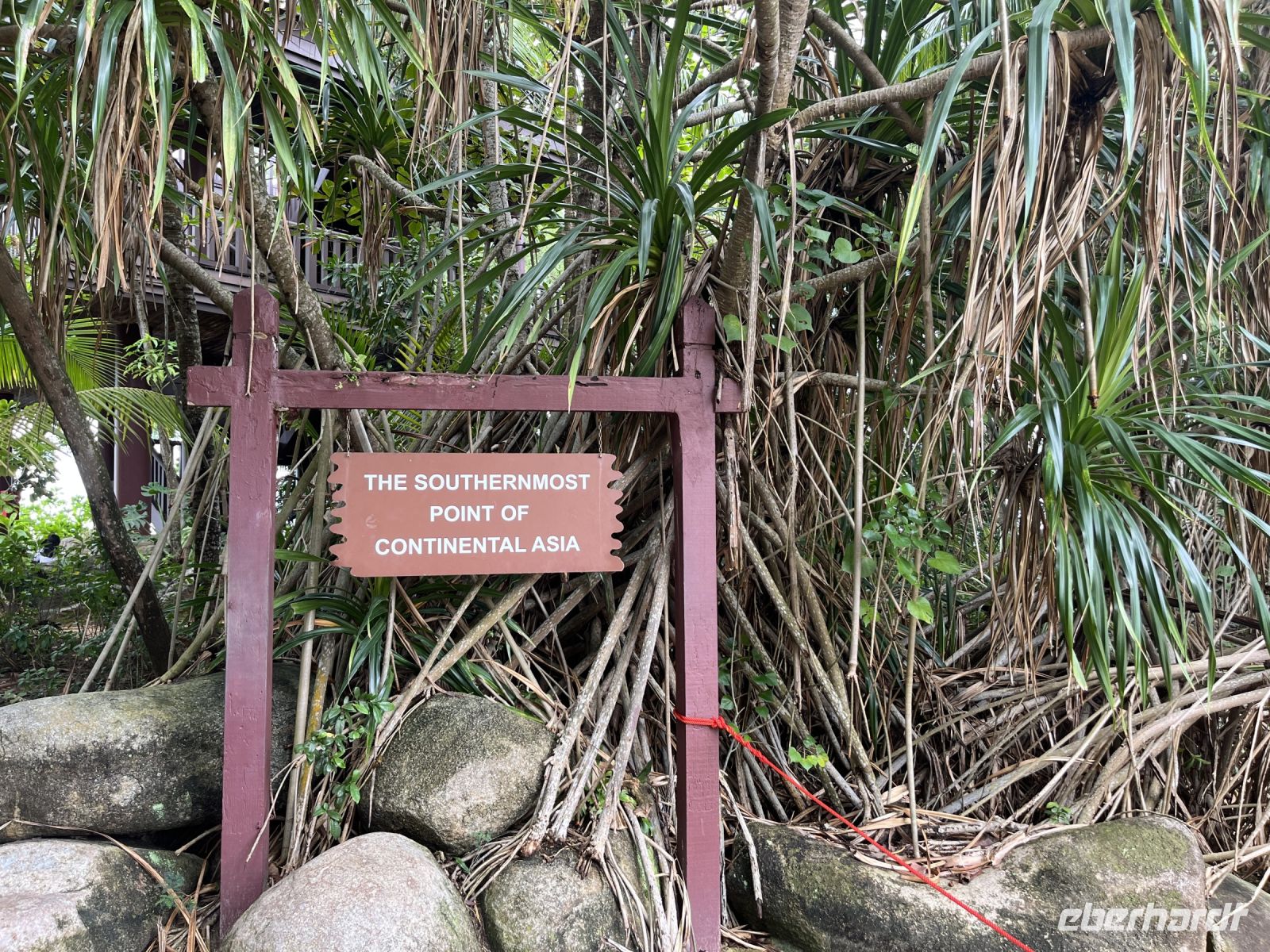 Schild südlichster Punkt, Sentosa, Singapur.jpeg