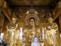 der erleuchtete Buddha in einem der Tempel von 