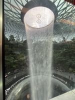 Wasserfall, Flughafen, Singapur.jpeg