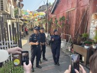 die hilsbereite Tourismus Polizei &ndash; &copy; Thomas Krupp (Eberhardt TRAVEL)