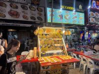 Food Court  (3) &ndash; &copy; Thomas Krupp (Eberhardt TRAVEL)