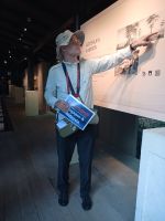 Frederik erklärt - Singapur &ndash; &copy; Marieta Beck (Eberhardt TRAVEL)