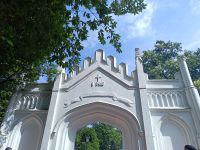 Friedhofsportal - Singapur &ndash; &copy; Marieta Beck (Eberhardt TRAVEL)