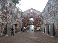 Das Innere der Kapelle - erbaut von den Portugiesen - Malakka  &ndash; &copy; Marieta Beck (Eberhardt TRAVEL)