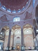 Putra Mosque  - Putrajaya - Malaysia  &ndash; &copy; Marieta Beck (Eberhardt TRAVEL)