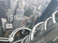 Blick nach unten von Petronas Tower -  Kuala Lumpur - Malaysia &ndash; &copy; Marieta Beck (Eberhardt TRAVEL)
