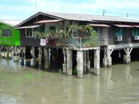 Sandakan_Wasserdorf_P1050442