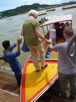 Brunei_Bootsfahrt_Wasserdorf_P1050564