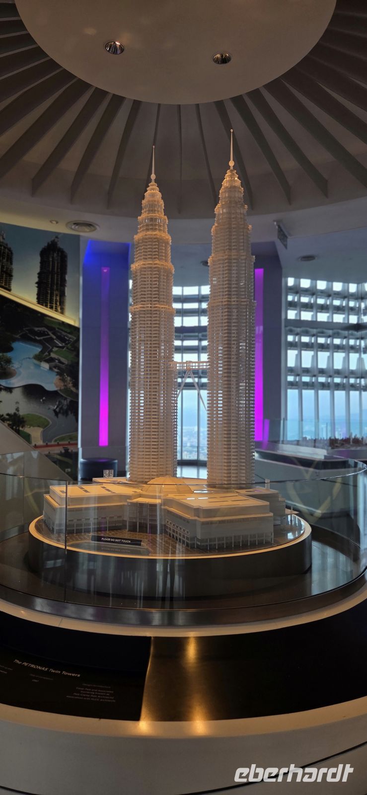 Petronas Towers - Kuala Lumpur