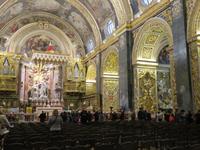 In der St. Johns Co-Kathedrale – Blick zum Altar