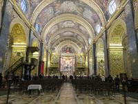 In der St. Johns Co-Kathedrale – Blick zum Altar