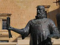 Denkmal für den Stadtgründer Jean de la Valette