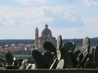 Blick zur Ghajnsielem Parish Church