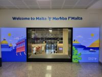 Welcome to Malta am Flughafen Luqa