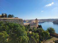 Blick auf Upper Barracca Gardens und Hafenbecken/Valletta/Malta