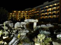 Dolmen Hotel