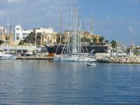 alte und neue Segelboote