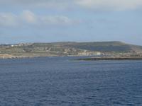 Fährüberfahrt von Malta nach Gozo (Blick zur Insel Comino)