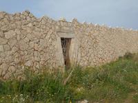 Wanderung von Selmun Palace nach Golden Sands (Fort Campbell)