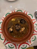 10.4.Riad Nejjarine Rind und Pflaumen Tagine.jpeg