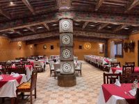 11.4.Xaluca-Restaurant.jpeg
