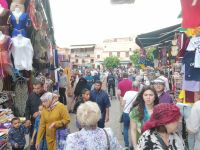 Das Treiben auf dem Souk in Marrakesch