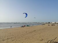 das Treiben auf dem Strand von Essaouira