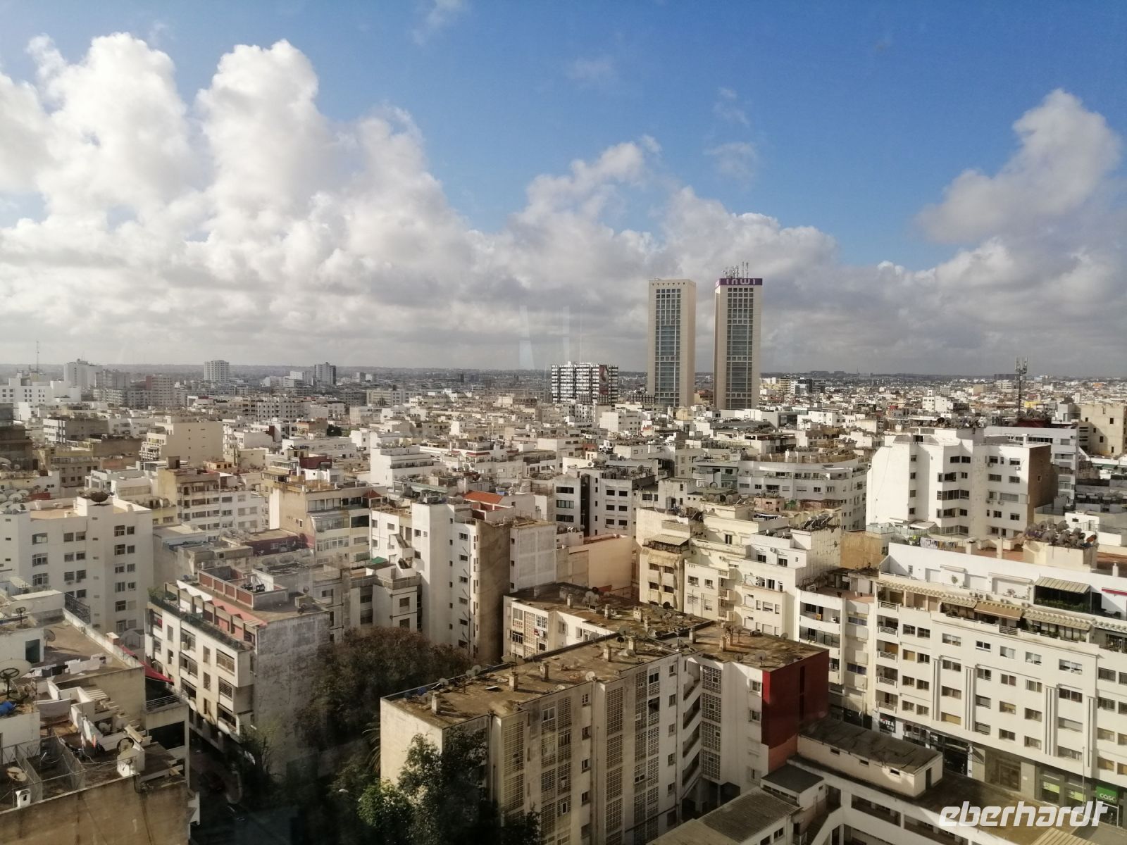 Blick auf Casablanca vom Restaurant im obersten Stockwerk