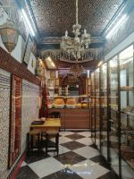 ein Süßigkeitenladen in der Medina von Meknes