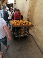 Obsthändler bei der Arbeit, Medina von Fes