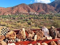 hier wurden viele verschiedene Steine angeboten, 20241231_120609.jpg