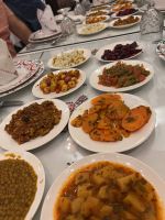 10.4.Riad Nejjarine gekochte Salate.jpeg