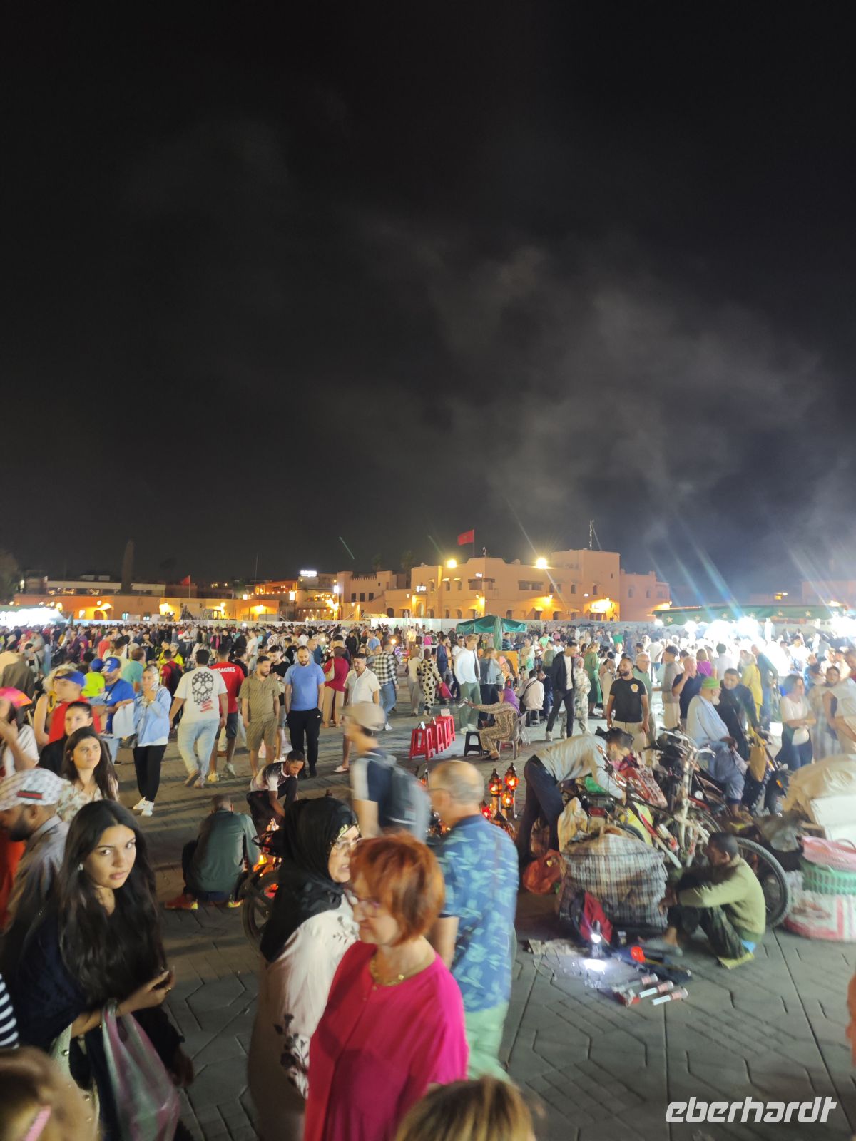 Djemaa el Fna, den Platz der Gaukler in Marrakesch