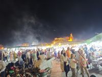 Djemaa el Fna, den Platz der Gaukler in Marrakesch
