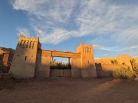 256) Spaziergang durch Aït-Ben-Haddou, Marokko