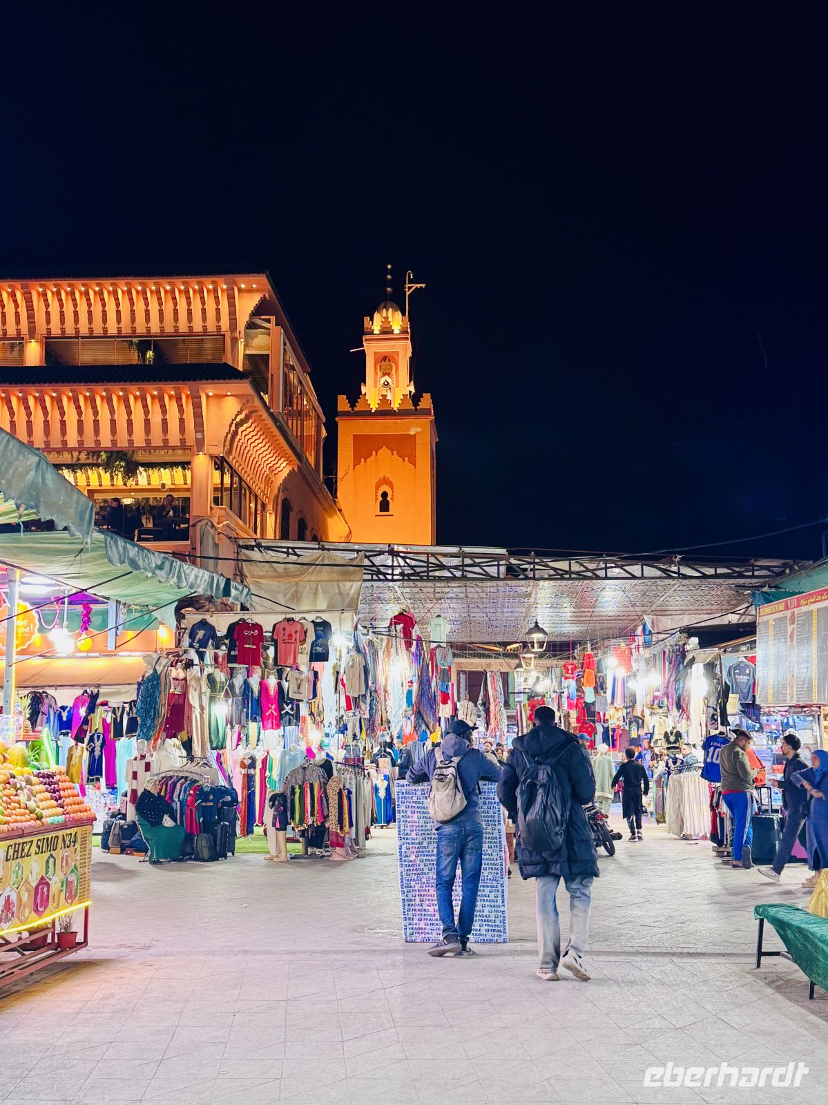 1. Tag - Jemaa el-Fnaa, Marrakesch  &ndash; &copy;  (Eberhardt TRAVEL)