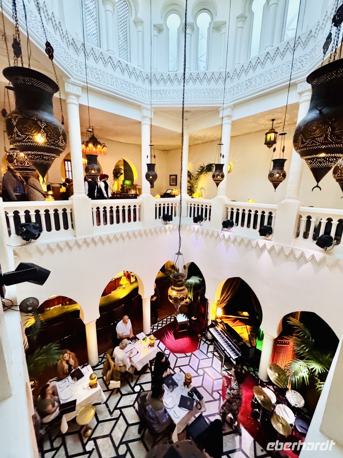 4. Tag - Rick‘s Café, Casablanca  &ndash; &copy;  (Eberhardt TRAVEL)