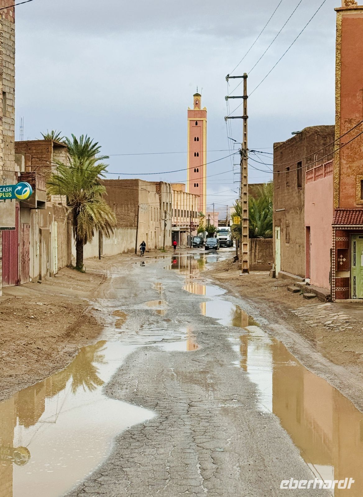 9. Tag - Überspülte Straßen auf unserem Weg nach Tinghir &ndash; &copy;  (Eberhardt TRAVEL)
