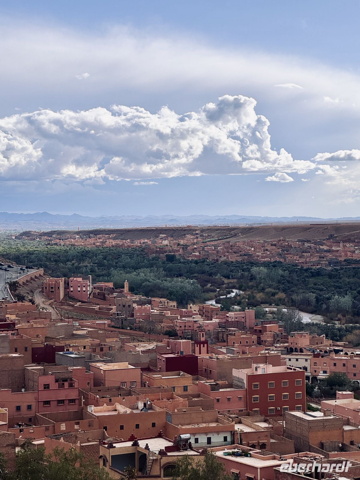 9. Tag - Blick vom Hotel auf Dades &ndash; &copy;  (Eberhardt TRAVEL)