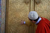 Königspalast Fes - Mohammed erklärt 