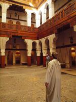 in einer Karawanserei in Fès