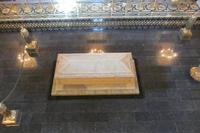 Hassan Turm und dem Mausoleum der verstorbenen Könige Mohammed V. und Hassan II.