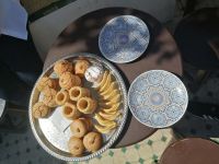 Teepause mit Süßigkeiten, Kasbah der Oudayas in Rabat